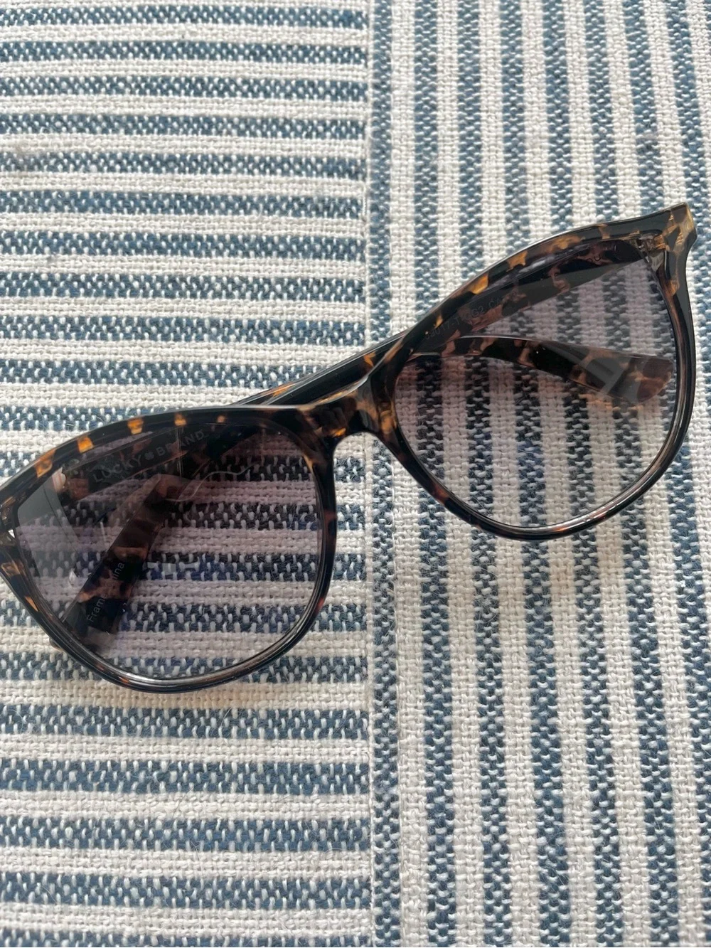 OS Lucky Brand Tortoiseshell Women's Sunglasses - Designer Style